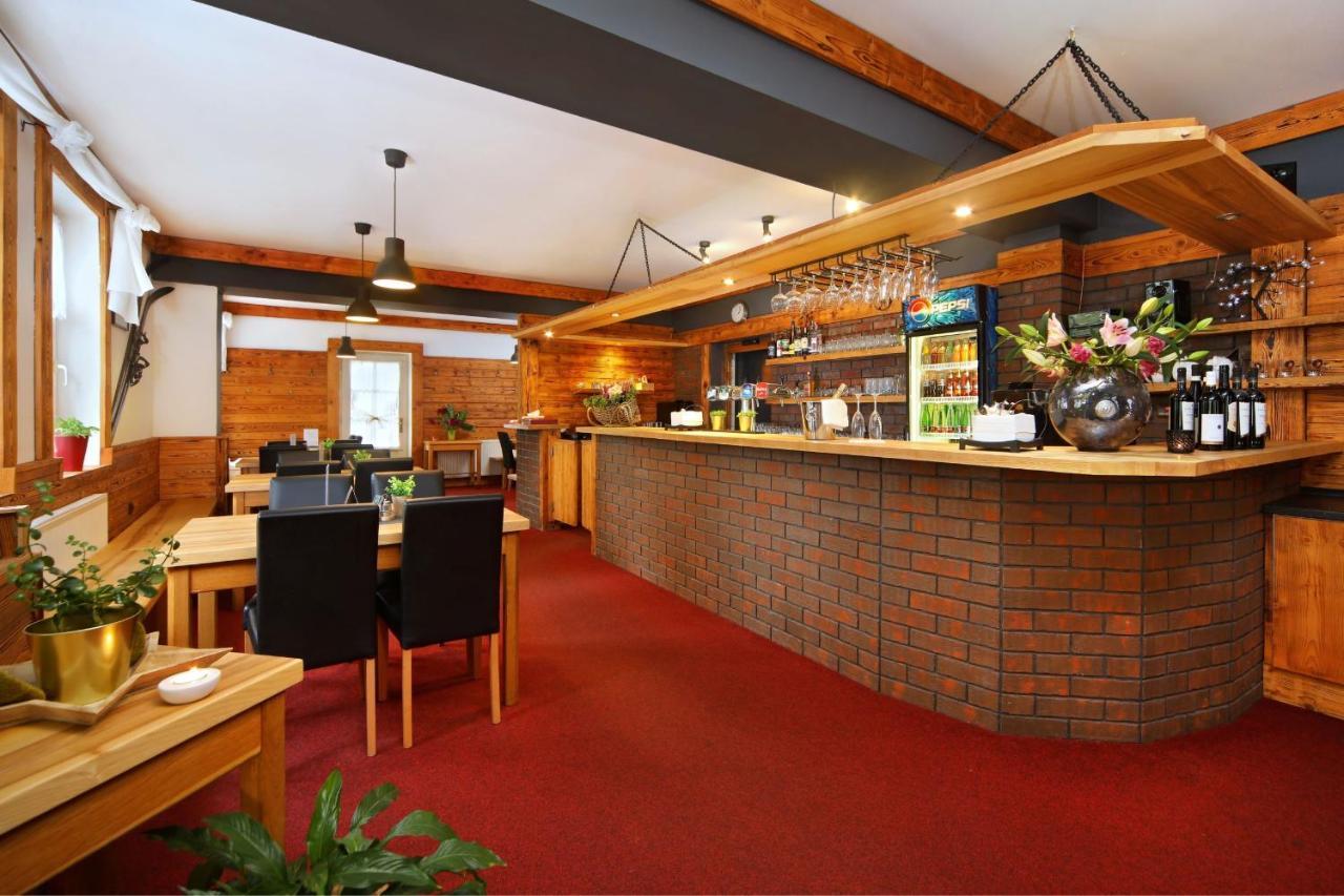 Hotel Hradec スピンドレルフ・ムリン エクステリア 写真