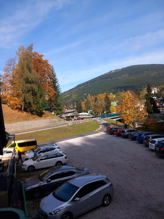 Hotel Hradec スピンドレルフ・ムリン エクステリア 写真